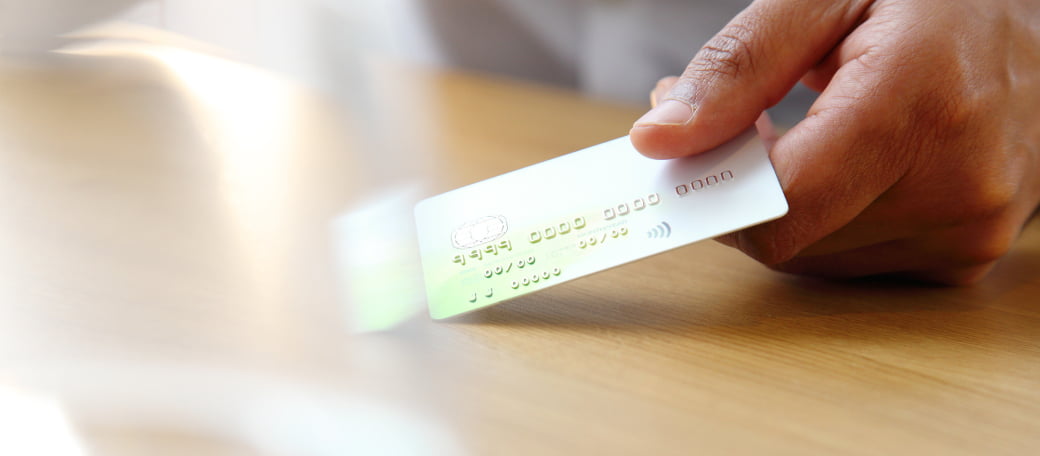 Cartão de crédito para negativado: como emitir e qual a melhor opção.